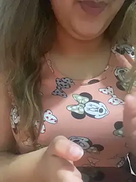 Snapshot of yassminsexy22 chatting on 02.03.26 yassminsexy22 online show from 02.03.26