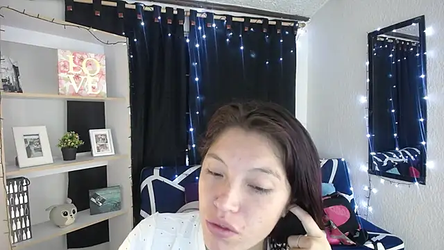 Sian  1 online show from 02.26.25