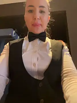 Snapshot of beautydiamond chatting on 02.07.25 beautydiamond online show from 02.07.25