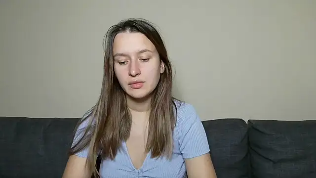 Snapshot of Submissive_love chatting on 01.27.25 Submissive love online show from 01.27.25