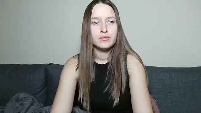 Snapshot of Submissive_love chatting on 01.31.25 Submissive love online show from 01.31.25