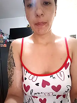 Snapshot of Bonny_Klote chatting on 10.11.25 Bonny Klote online show from 10.11.25