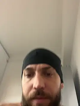 Snapshot of LoveIsBlind_ chatting on 01.11.26 LoveIsBlind online show from 01.11.26