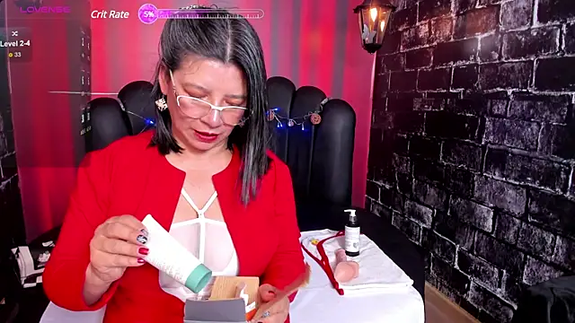 Snapshot of Madame_Jay chatting on 01.04.25 Madame Jay online show from 01.04.25