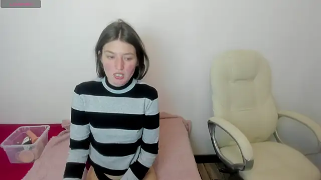 Tesa cute online show from 09.11.25