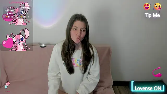 Tesa cute online show from 10.15.25