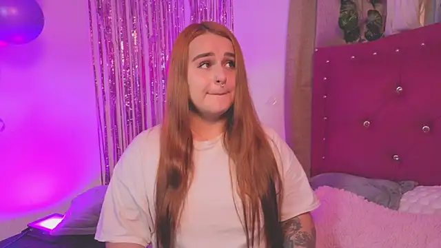 Snapshot of evy_orange1 chatting on 09.13.25 evy orange1 online show from 09.13.25