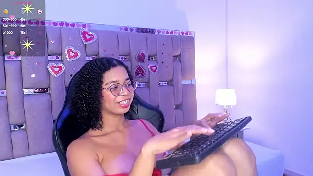 MilaHall  online show from 03.11.25