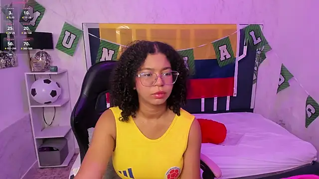 MilaHall  online show from 06.18.26