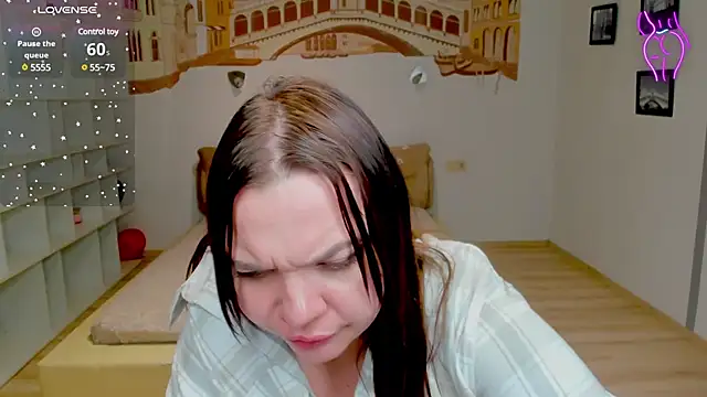 Snapshot of AnitaMays chatting on 01.31.25 AnitaMays online show from 01.31.25