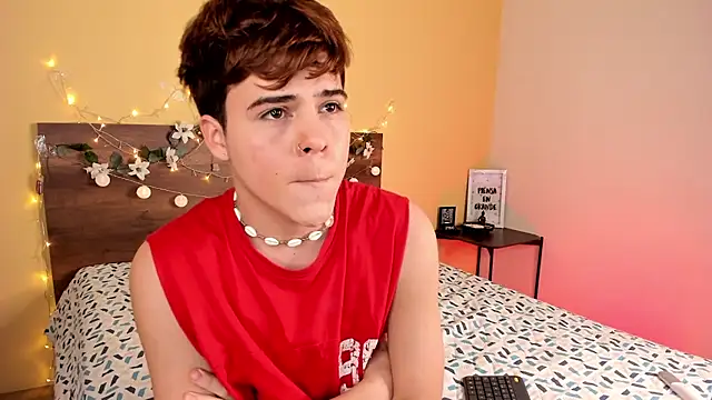 Snapshot of justinbiler chatting on 12.24.24 justinbiler online show from 12.24.24