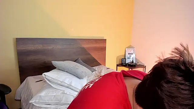 Snapshot of justinbiler chatting on 01.27.25 justinbiler online show from 01.27.25