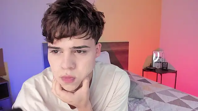 Snapshot of justinbiler chatting on 02.04.25 justinbiler online show from 02.04.25