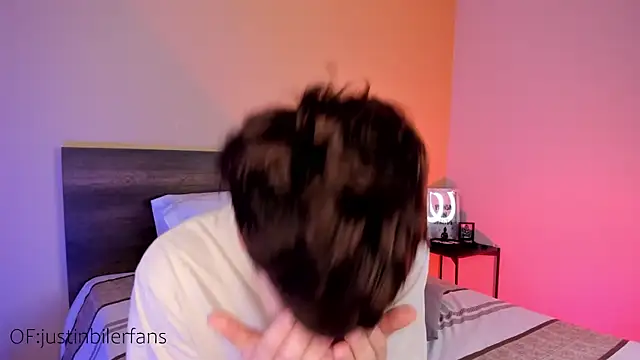 Snapshot of justinbiler chatting on 02.16.25 justinbiler online show from 02.16.25