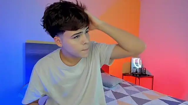 Snapshot of justinbiler chatting on 02.21.25 justinbiler online show from 02.21.25