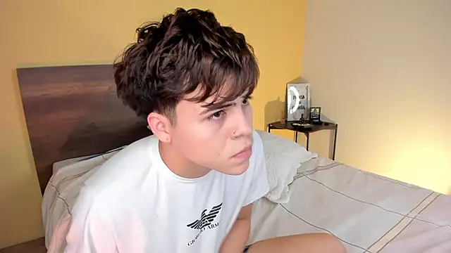 Snapshot of justinbiler chatting on 03.09.25 justinbiler online show from 03.09.25