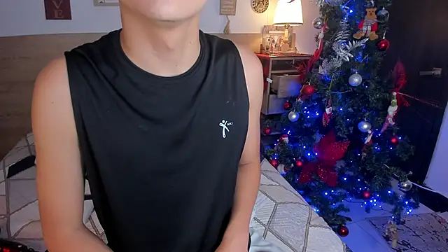 Snapshot of justinbiler chatting on 12.13.25 justinbiler online show from 12.13.25