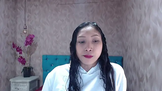 MadelineDoll online show from 03.13.25