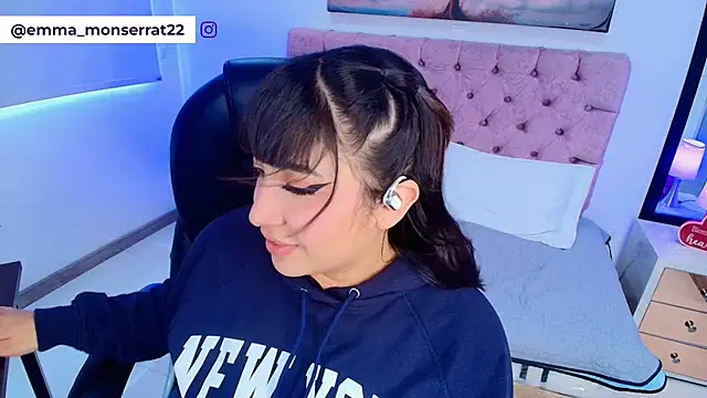 Emma monserrat online show from 03.04.26