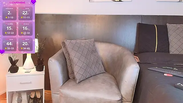 Kelly Mature  online show from 03.05.26