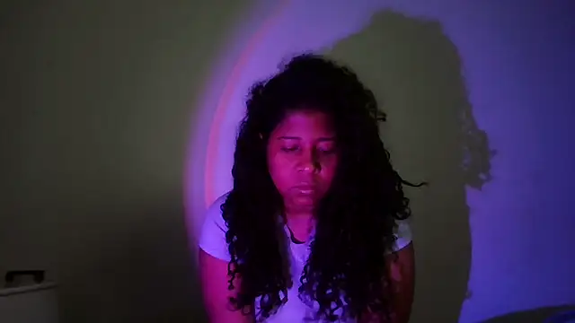 Snapshot of Ivon-09 chatting on 11.02.25 Ivon-09 online show from 11.02.25