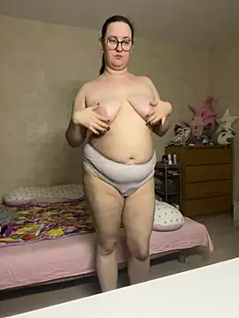 hungry1bunny online show from 01.29.25