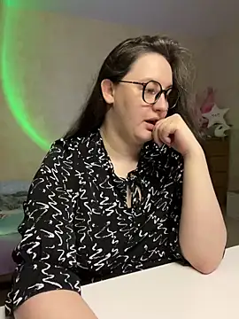 hungry1bunny online show from 02.28.25