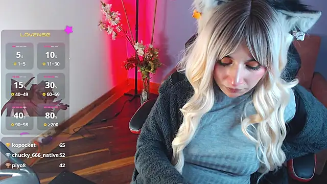 Snapshot of yumin3ko chatting on 01.04.25 yumin3ko online show from 01.04.25