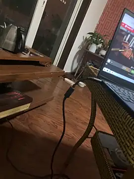 Snapshot of bcc0001 chatting on 11.17.25 bcc0001 online show from 11.17.25