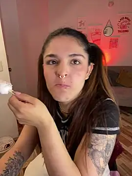 Mariangeel online show from 12.22.24