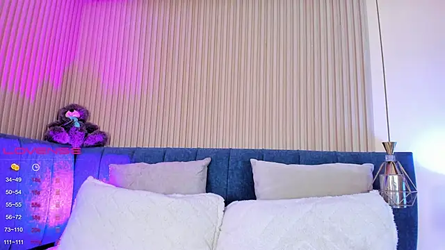 kathecute   online show from 01.15.25