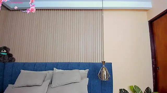 kathecute   online show from 12.21.25