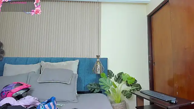 kathecute   online show from 06.25.26