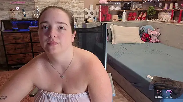 Snapshot of Kimberly-Caprice chatting on 06.21.26 Kimberly-Caprice online show from 06.21.26