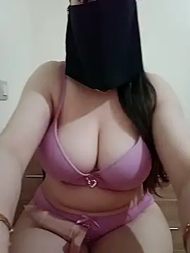 Snapshot of Arabic-Rose chatting on 04.08.26 Arabic-Rose online show from 04.08.26