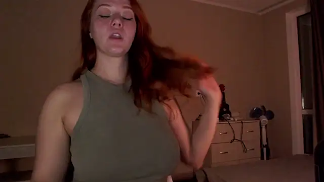 SarahSweetie online show from 12.03.24