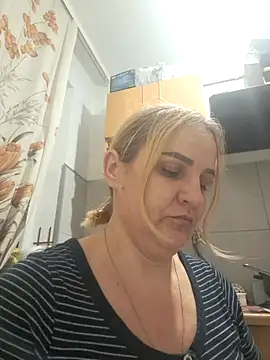 Malichkaanna30 online show from 11.26.25