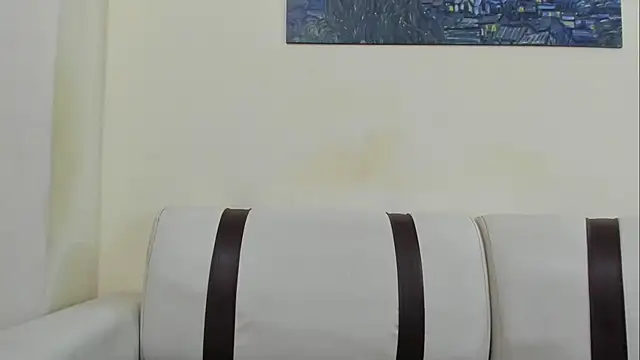 lunainsane58 online show from 04.25.26