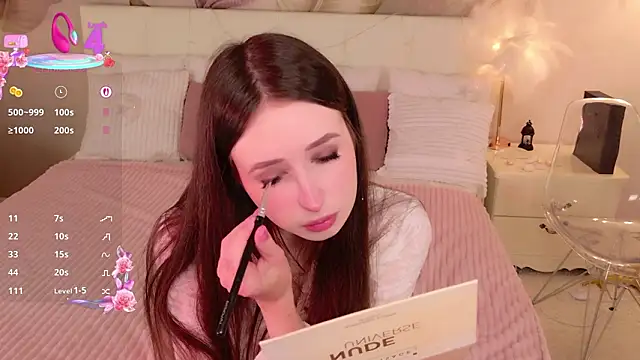 Snapshot of AliceLiddelle chatting on 02.01.26 AliceLiddelle online show from 02.01.26