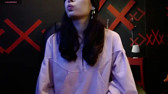 Snapshot of _yuyi chatting on 02.01.25  yuyi online show from 02.01.25