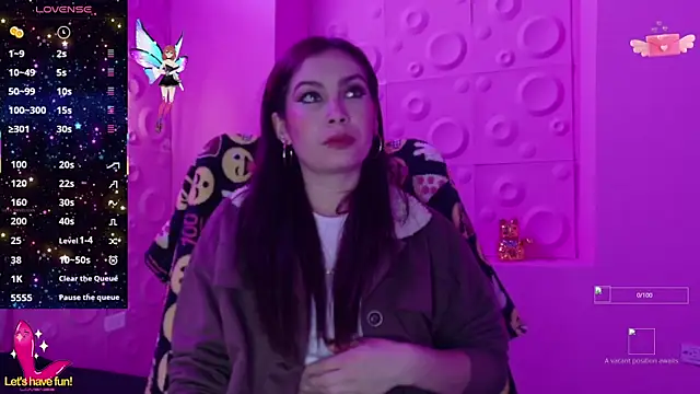 Snapshot of _yuyi chatting on 11.13.25 yuyi online show from 11.13.25