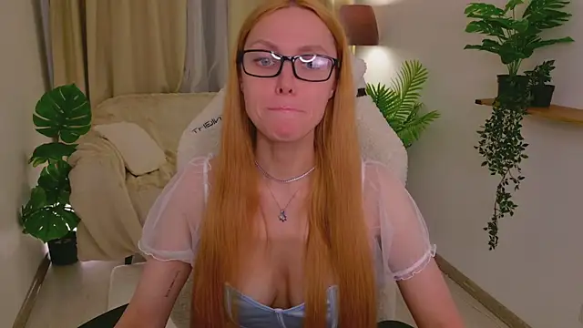 Love Call online show from 07.04.26
