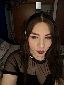 Snapshot of dulcenia_rose chatting on 09.17.25 dulcenia rose online show from 09.17.25