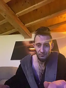 Bigkisslove online show from 03.19.26