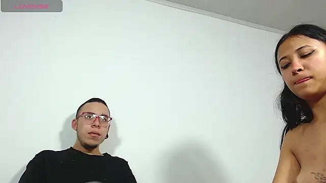 Snapshot of Hot_Teens69 chatting on 12.28.24 Hot Teens69 online show from 12.28.24