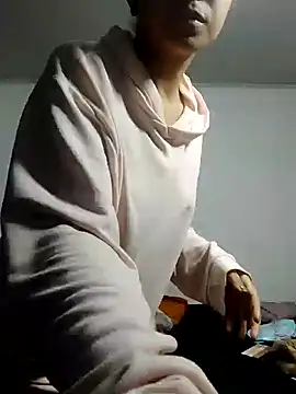 Snapshot of Hot_Teens69 chatting on 01.01.25 Hot Teens69 online show from 01.01.25