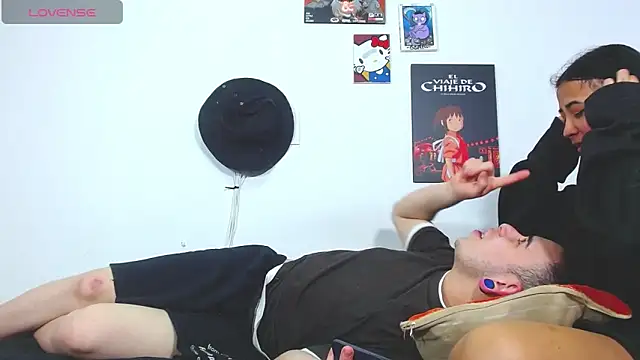 Snapshot of Hot_Teens69 chatting on 02.12.25 Hot Teens69 online show from 02.12.25