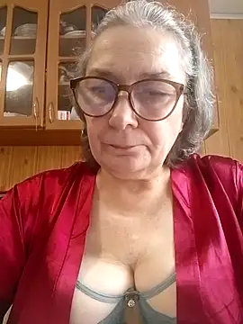 IrinaSweet54 online show from 06.12.26