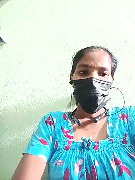 anusiya01 online show from 02.18.25