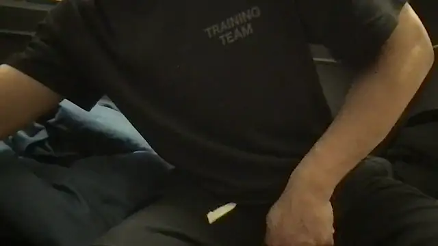 Snapshot of lnkk2024 chatting on 01.18.25 lnkk2024 online show from 01.18.25